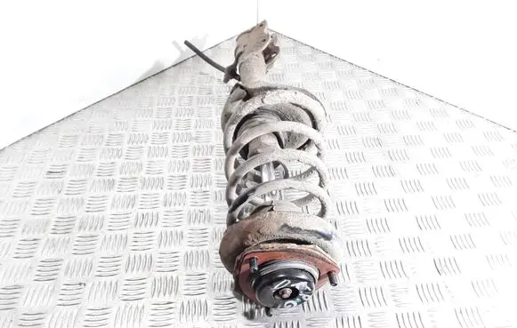 Nissan X-Trail T30 Rear shock absorber with coil spring 
