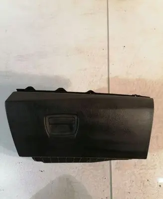 BMW 5 F10 F11 Glove box 9173907