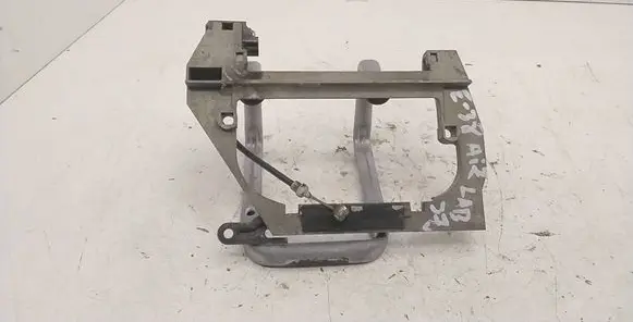 BMW 7 E38 Rear door exterior handle/bracket 
