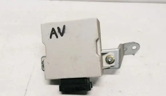 Toyota Avensis T220 Window wiper relay 8594005020