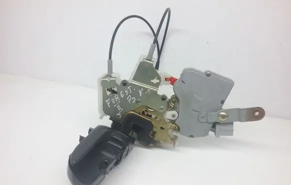 Subaru Forester SF Front door lock