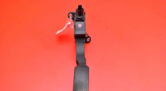 Toyota Corolla Verso E110 Accelerator throttle pedal 78110-02021