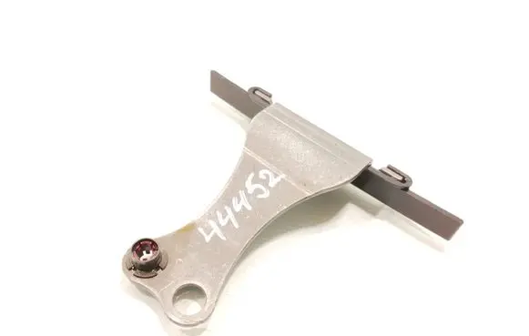 Mini Cooper Countryman F60 Slide rail for timing chain 8693610