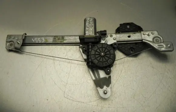Dacia Sandero Rear door window regulator with motor 827208057H V553