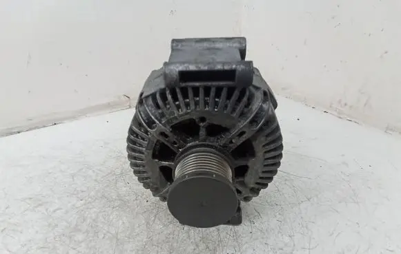 Mercedes-Benz E W211 Generator/alternator A6421540402 2543289B 706005619