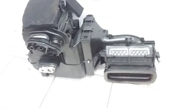 Skoda Fabia Mk3 (NJ) Interior heater climate box assembly 6C1816005G