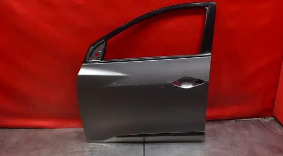 Hyundai ix35 Front door