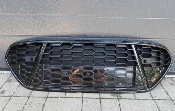 Ford Mondeo MK IV Front bumper lower grill BS7J17K945BAW