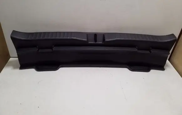 Toyota Yaris Cross Trunk/boot sill cover protection 583870D290