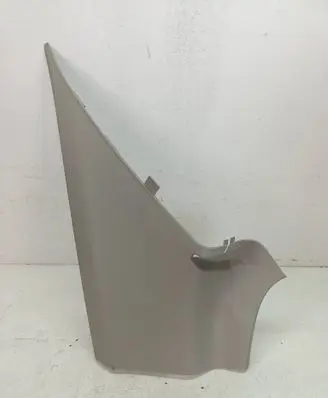 Chevrolet Malibu (D)pillar trim (top) 22839014