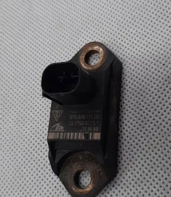 Porsche Panamera (970) Airbag deployment crash/impact sensor 97060611100