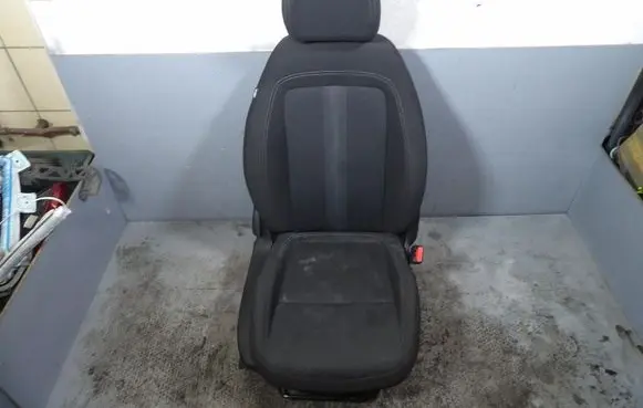 Fiat Tipo Front passenger seat