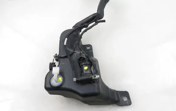 Mercedes-Benz A W176 Windshield washer fluid reservoir/tank A2468690020