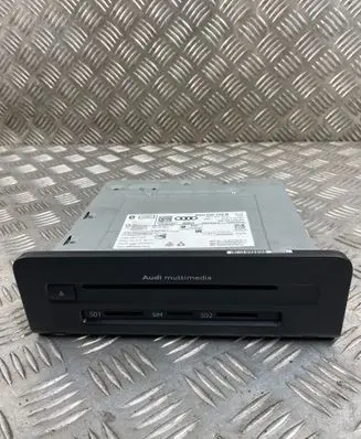 Radio/CD/DVD/GPS head unit