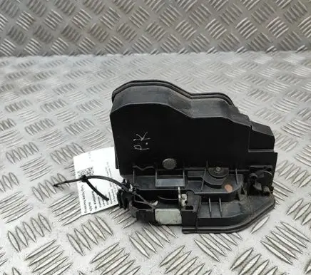 BMW 6 F06 Gran coupe Front door lock 7202145