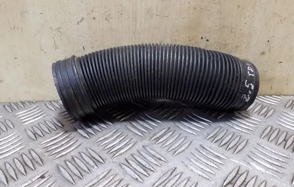Volkswagen Transporter - Caravelle T4 Turbo air intake inlet pipe/hose 074129627K