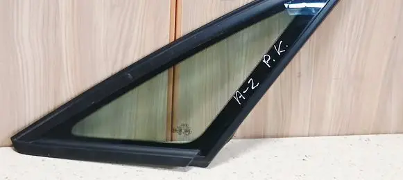 Audi A2 Front triangle window/glass 43R00021 8Z0845113C DOT32M13AS2