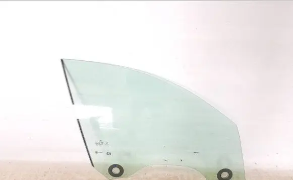 BMW 4 G22 G23 G24 G26 Front door window glass four-door 