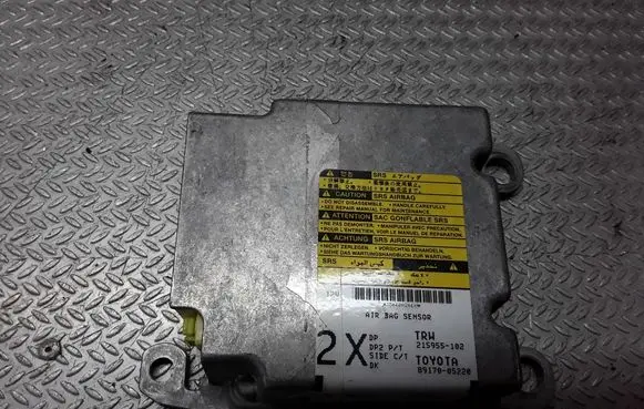 Toyota Avensis T250 Airbag control unit/module 215955102