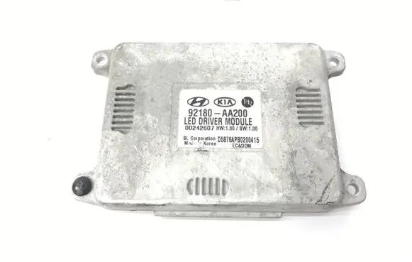 Hyundai Elantra VII Voltage converter/converter module 92180AA200 00242607 D5876APB0200415