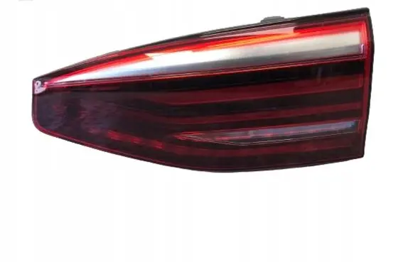 Volkswagen Transporter - Caravelle T7 Tailgate rear/tail lights 7T0945094