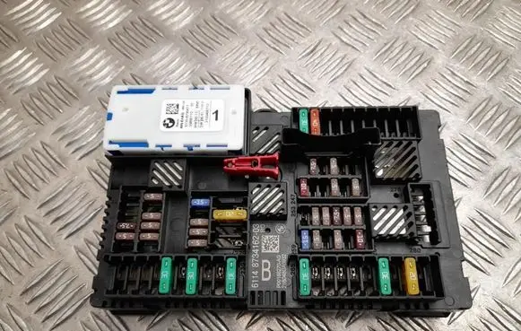 BMW 4 G22 G23 G24 G26 Fuse box set 8734162