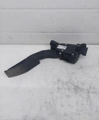 Opel Signum Accelerator throttle pedal 9186724 6PV00832200