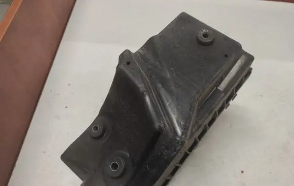 Toyota Avensis T250 Air filter box 4614485912