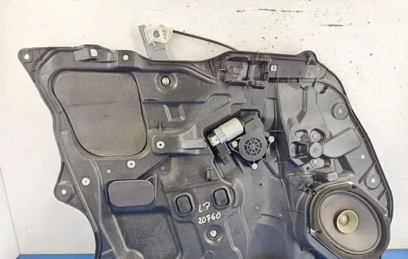 Mazda 3 I Front door window regulator with motor BP4K-5897X