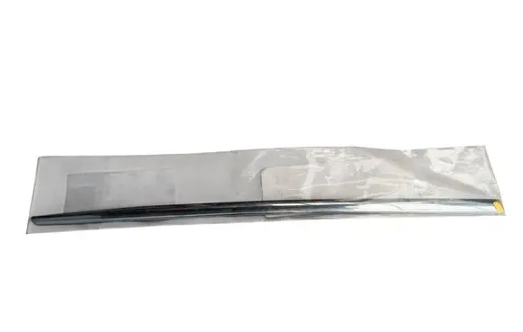 Mercedes-Benz E C207 W207 Fender trim (molding) A2076980262 2076980262