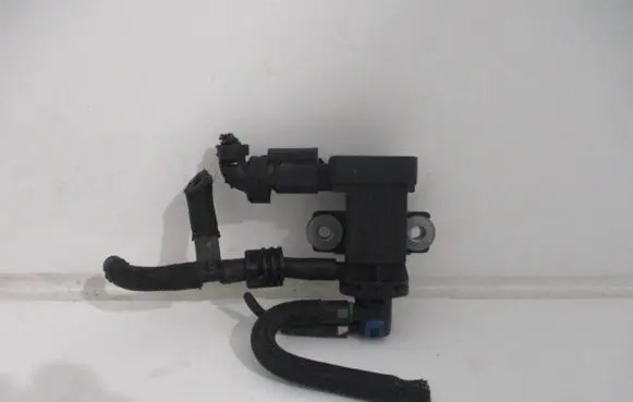 Citroen C4 II Picasso Turbo solenoid valve 9808206880 19115932