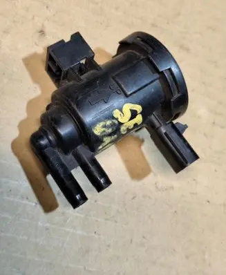 Chrysler Sebring (ST-22 - JR) Vacuum valve 04591733AA
