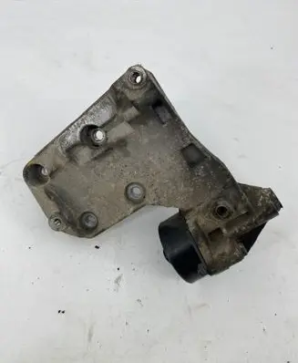 BMW X5 E53 A/C compressor mount bracket 64557786194 7786194