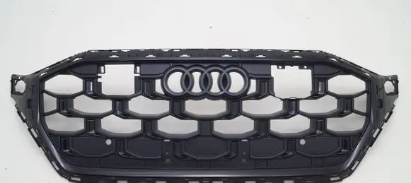 Audi Q8 Front grill