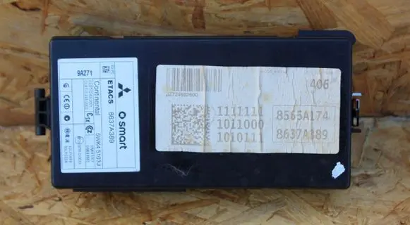 Mitsubishi Colt Other control units/modules 8637A389