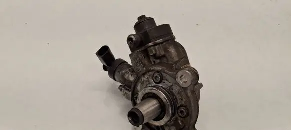 BMW 1 E81 E87 Fuel injection high pressure pump 0445010519 7823452 CP4