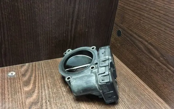 Mercedes-Benz Sprinter W906 Throttle body valve 0280750573 6510900470