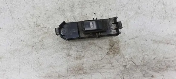 Lexus IS 220D-250-350 Electric window control switch 8403053020 515287