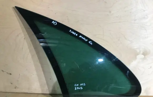 Citroen Xsara Picasso Rear side window AS3