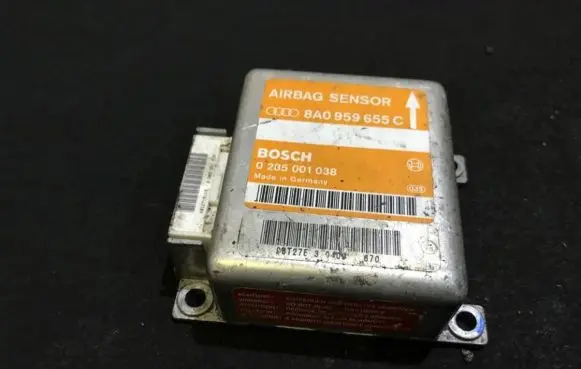 Audi A4 S4 B5 8D Airbag control unit/module 8a0959655c 0285001038