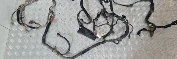 Isuzu D-Max Engine installation wiring loom