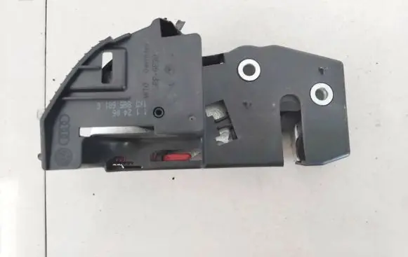 Skoda Octavia Mk2 (1Z) Seat back rest lock catch 1k0885681e 1k0.885.681.e