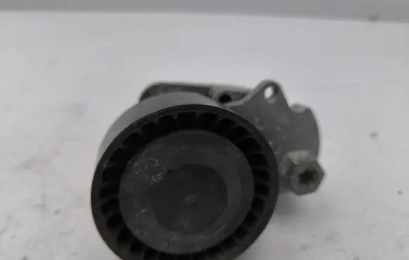 Audi Q3 F3 Generator/alternator belt tensioner 04E145299L