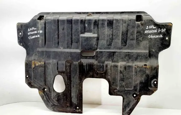 Hyundai i30 Engine splash shield/under tray 29110A2800