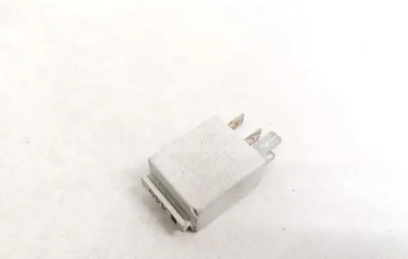 Volkswagen Touran I Other relay 1K0951253