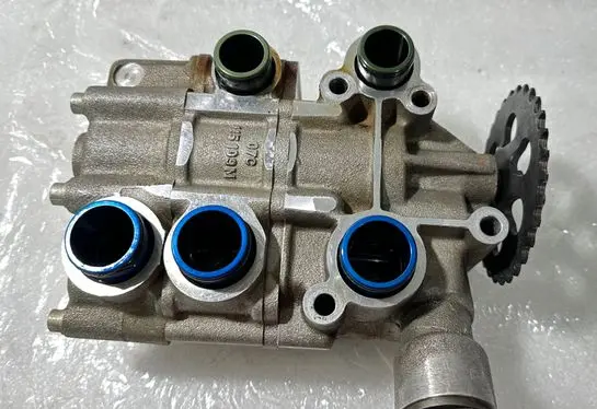 Audi A8 S8 D2 4D Oil pump 07C115109N 07C115109M O7C115109L