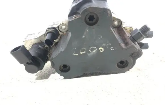 Mercedes-Benz E W211 Fuel injection high pressure pump A6480700001 0445010078