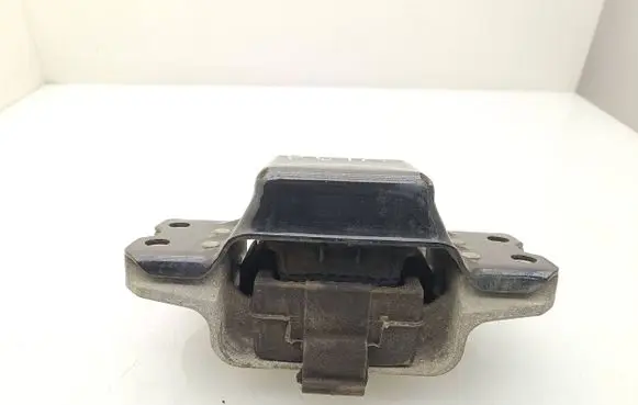 Skoda Octavia Mk2 (1Z) Engine mount bracket 1K0199555Q