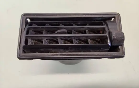 Volkswagen I LT Dash center air vent grill 251819709