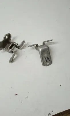 Toyota Prius (XW20) Rear door hinge set 
